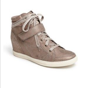 Paul Green Sneakers w/ hidden wedge heel.